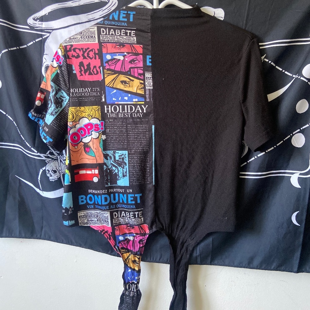 graphic top